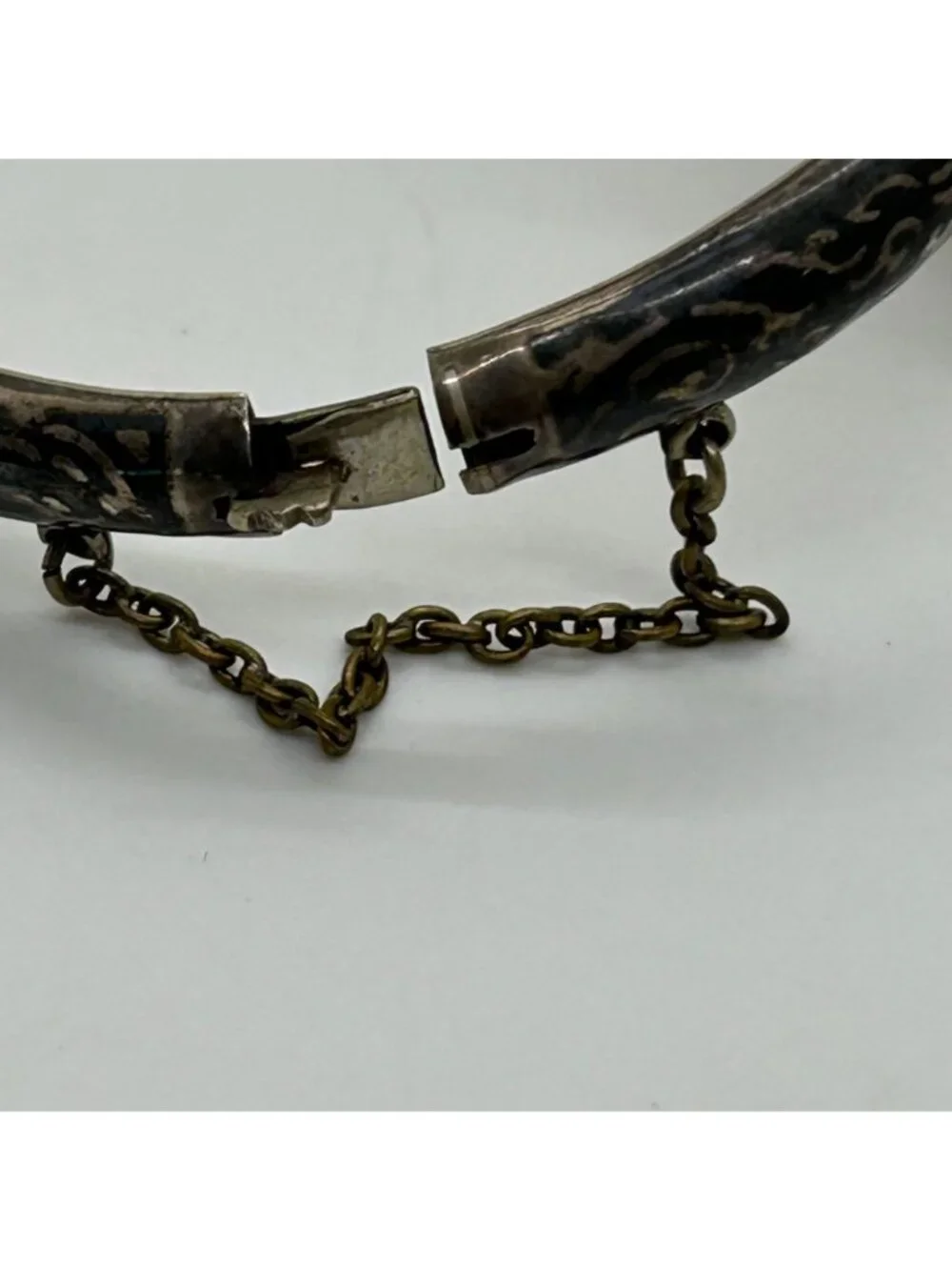 Vintage Siam Niello Bangle Bracelet Thai Black Enamel Hinged Chain Closure
